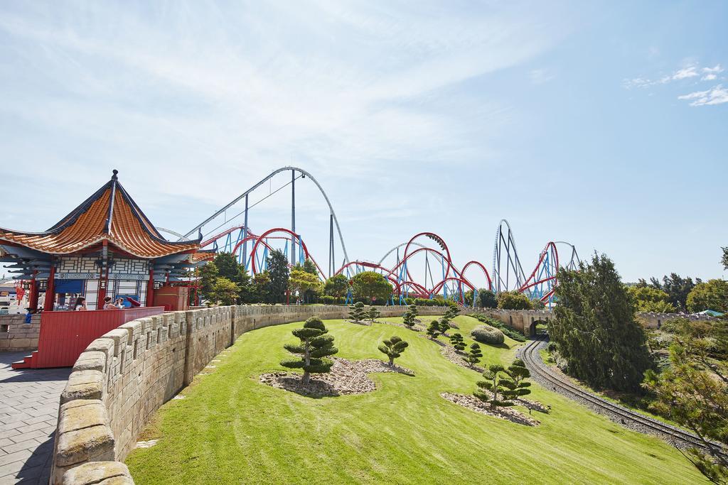 Portaventura Hotel Lucy'S Mansion - Includes Unlimited Access & Express Wristband To Portaventura Park & Ferrari Land Salou Kültér fotó